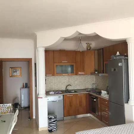 Lägenhet Rruga Haziz Xhyherri Vlorë
