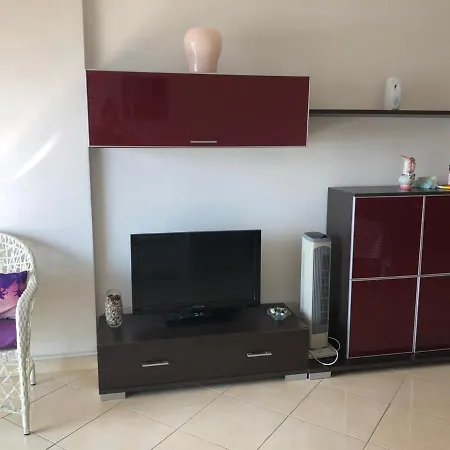 Rruga Haziz Xhyherri Lägenhet Vlorë